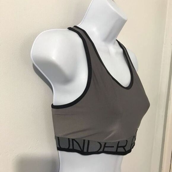 Under armor gray sports bra size M.     A397 - Picture 4 of 5